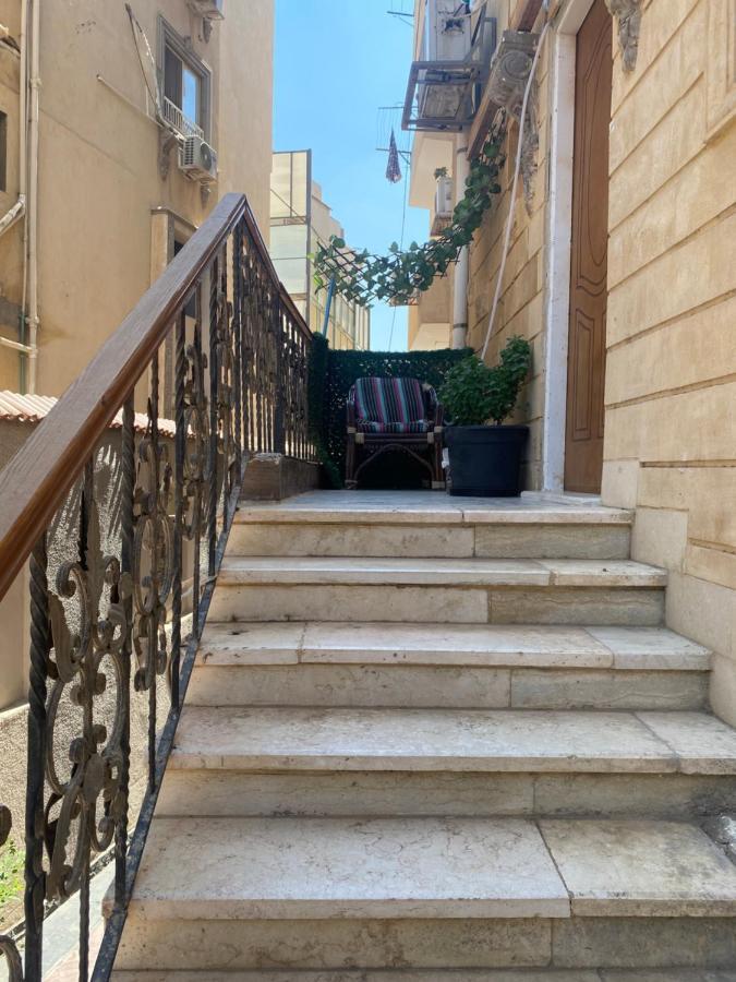 Sunny New * Le Caire